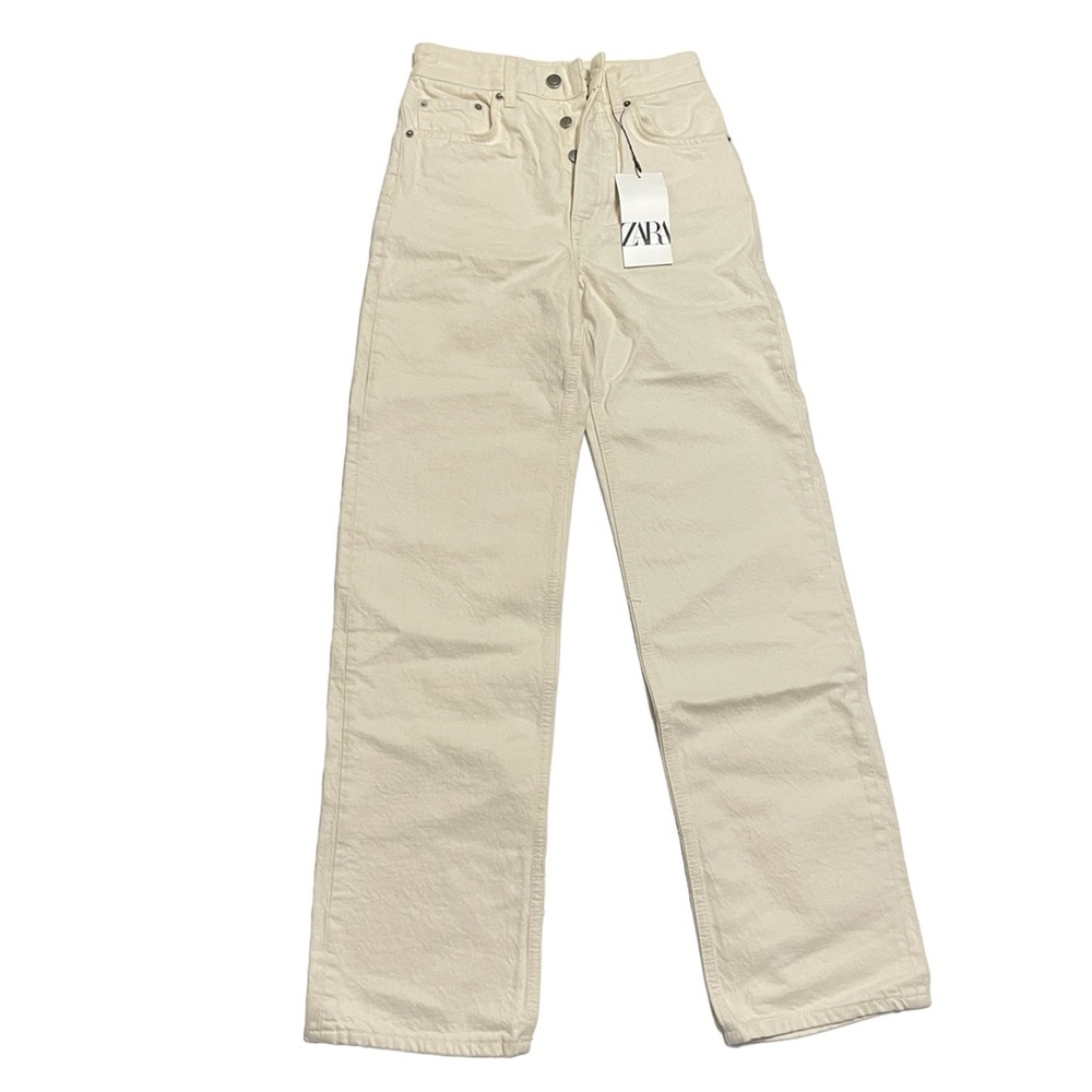 Zara- new - STRAIGHT LEG CREAM JEANS Sz 0